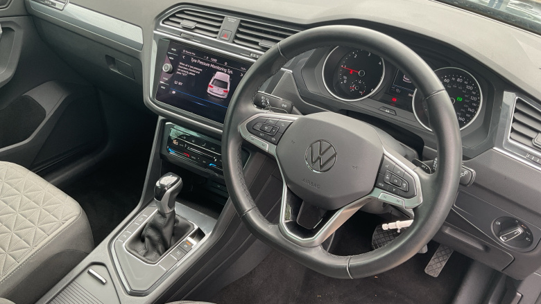 Volkswagen Tiguan 2.0 TDI Life 5dr DSG Diesel Estate